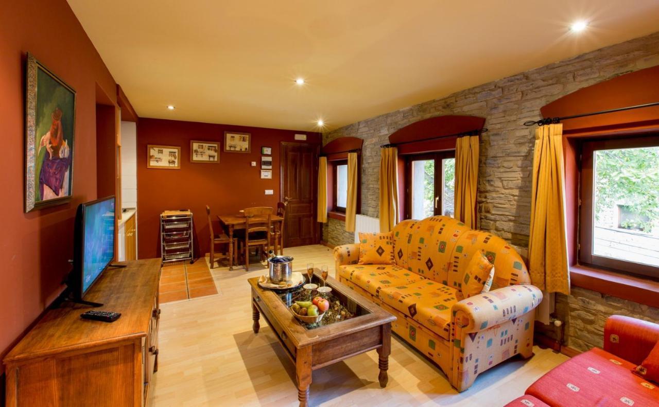 Hotel Rural Los Cerezos De Yanguas Exteriör bild