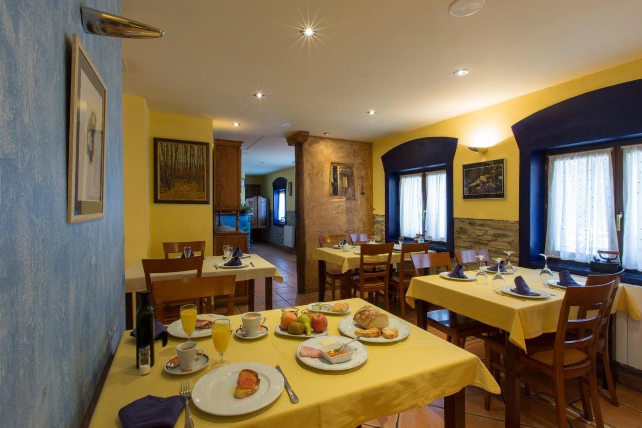 Hotel Rural Los Cerezos De Yanguas Exteriör bild